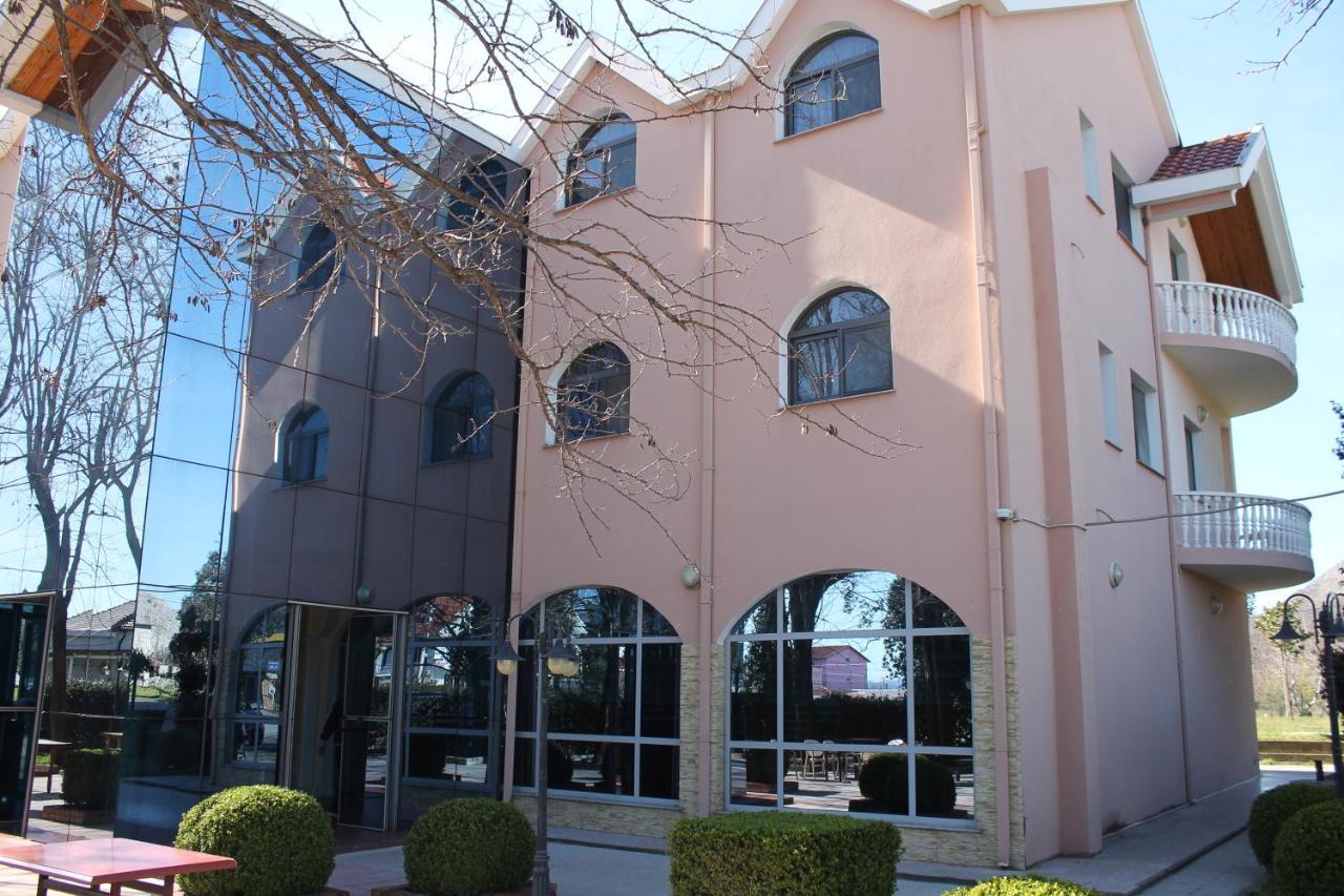 Hotel Hasmegaj Mahall' e Kryethuit